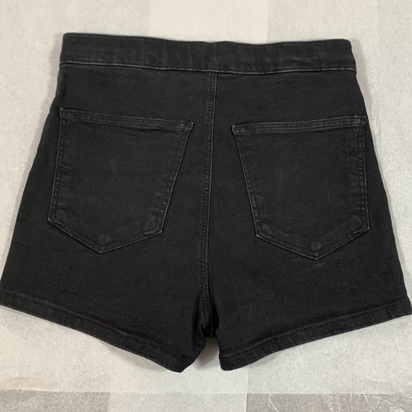 Topshop Moto Black Denim Joni Shorts - Picture 3 of 8